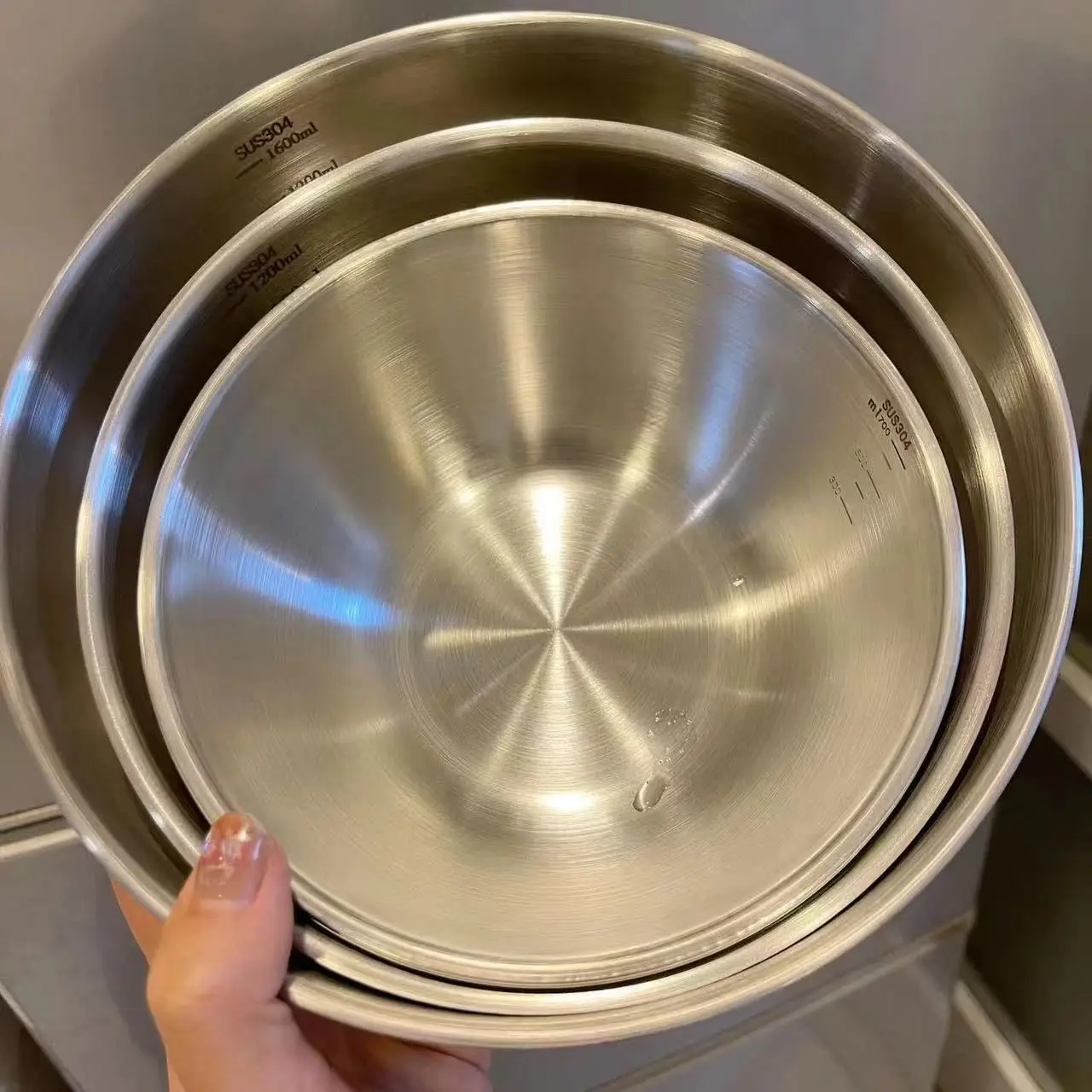 2026年製、ステンレス製ミキシングボウルセット。目盛り付き - Home Cooking Cookbook のレビューと価格